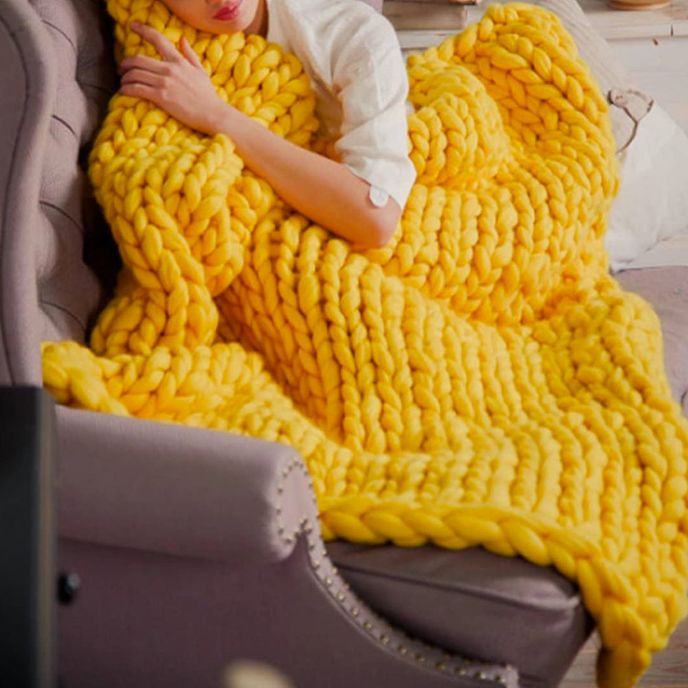 Elegant XXL Knitted Blanket