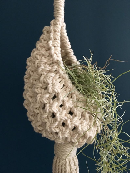 Handmade Macramé Plant Hanger - Decorative Suspension for Plants in Boho Style