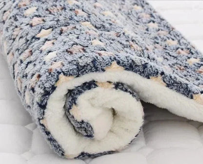 Cuddly Heat Cushion For Cats