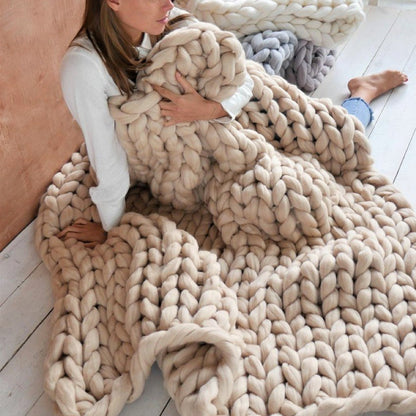Elegant XXL Knitted Blanket