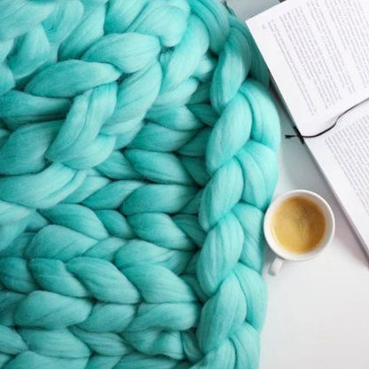 Elegant XXL Knitted Blanket